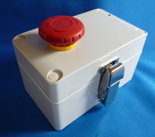 防雨ケース収納型の特定小電力無線押しボタン送信機